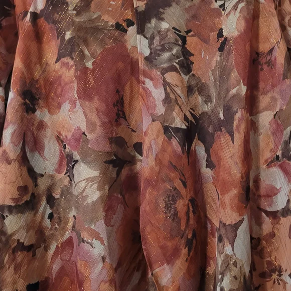 NWT- Elegant Floral Blouse - Autumn Hues - Picture 3 of 6